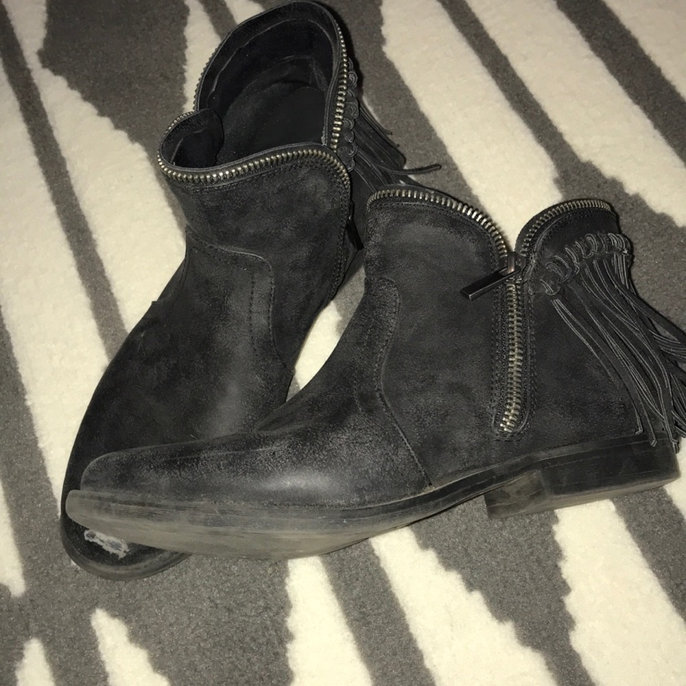 JG brand booties